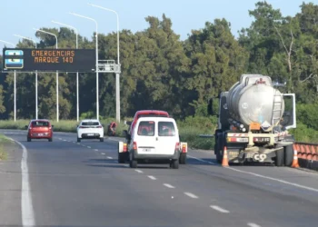 El decreto reglamenta una facultad presupuestaria La Provincia emitirá títulos de deuda por $ 50 mil millones para infraestructura vial para la exportación