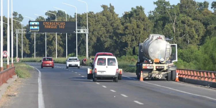 El decreto reglamenta una facultad presupuestaria La Provincia emitirá títulos de deuda por $ 50 mil millones para infraestructura vial para la exportación
