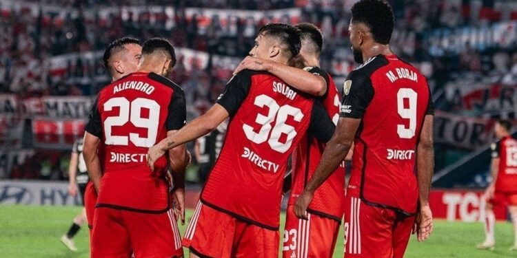 Copa Libertadores River le ganó a Libertad y es el único líder del Grupo H