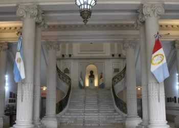 El gobierno de Santa Fe define una propuesta salarial que pretende incluir abril y mayo