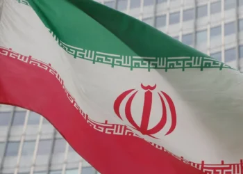 Israel atacó zonas claves de Irán y hubo explosiones simultáneas en Siria e Irak