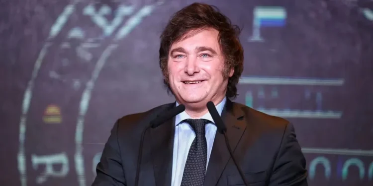 Milei hablará este lunes por cadena nacional: el eje será el superávit fiscal de marzo