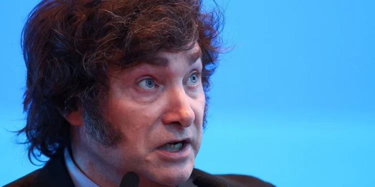 Expectativas por los anuncios de Milei a las 21 por cadena nacional