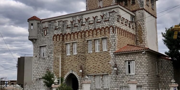 Se alquiló un edificio histórico y emblemático de Rafaela: el Castillo de Foti