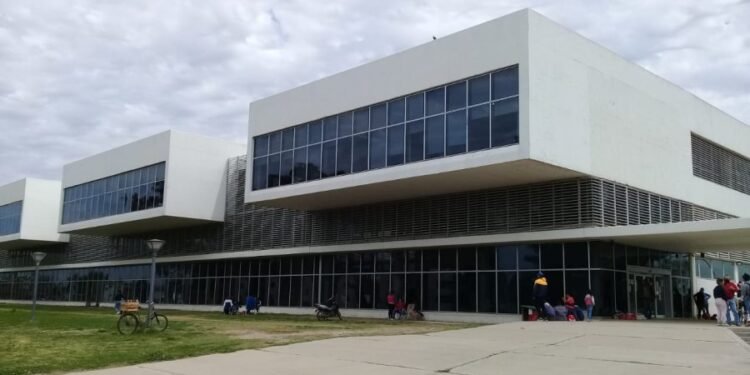 Asesinaron de seis balazos a un hombre en Santa Fe