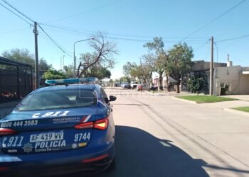 Graves incidentes en Asentamiento Demarchi: disparos, enfrentamientos con la policía, heridos y personas en el quirófano