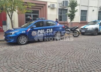 Dos motochorras atacaron a una mujer en pleno centro