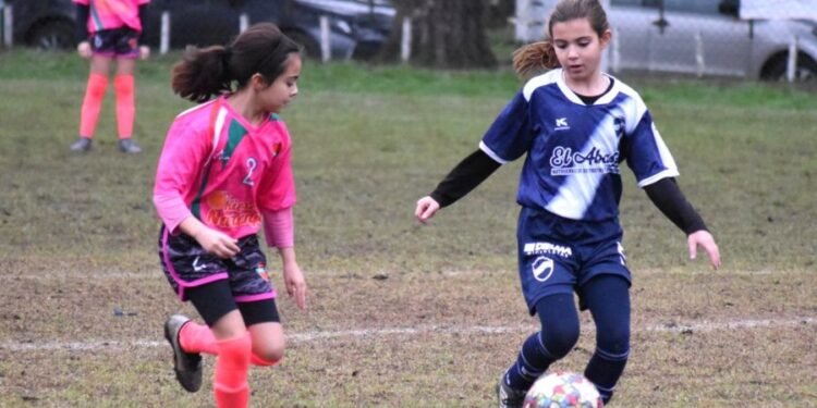 Ben Hur participará con dos categorías en el fútbol femenino