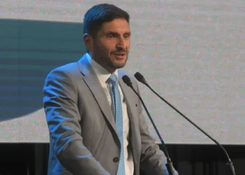 Jubilaciones: Pullaro insistió en debatir qué hacer «antes que el sistema explote»