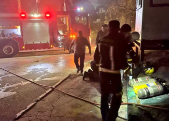 Barrio 9 de julio: el incendio de una vivienda desocupada alertó a los vecinos