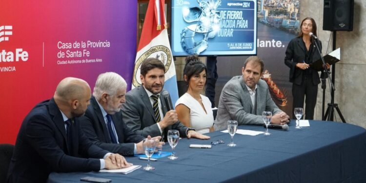 Pullaro: “Argentina saldrá adelante con el campo, la producción y la industria»