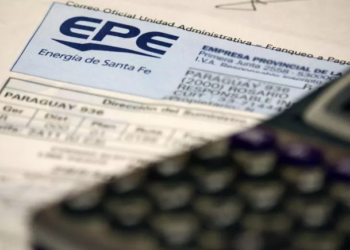 Almaceneros rosarinos piden pagar la energía eléctrica en seis cuotas