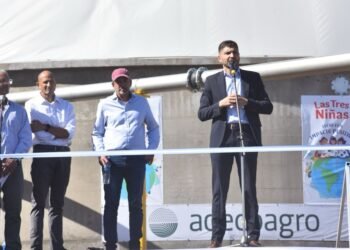 Pullaro: “Queremos mostrarle a todo el país el valor de nuestro sistema productivo con el uso de energías renovables”