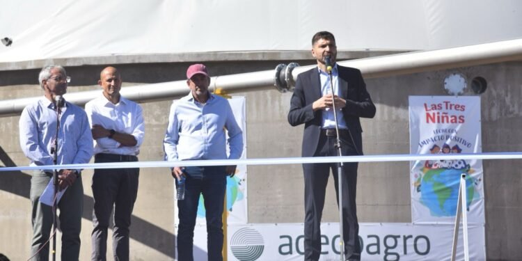 Pullaro: “Queremos mostrarle a todo el país el valor de nuestro sistema productivo con el uso de energías renovables”