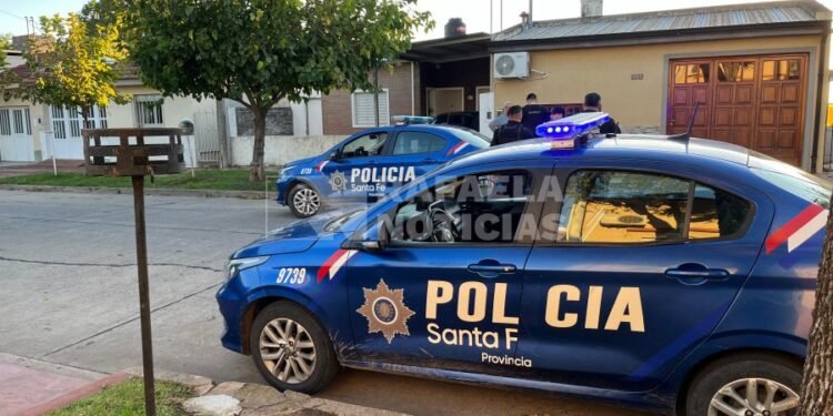 Bo. Central Córdoba: delincuentes se hicieron de un bolso con dinero y una notebook