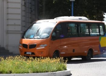 El municipio busca equilibrar el déficit en el transporte público