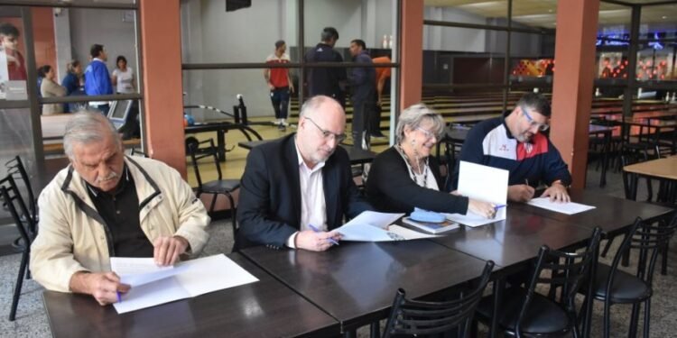 Unión de Santa Fe participó de un convenio destinado a personas con discapacidad