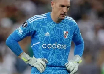 River está «siguiendo» a dos arqueros con pasado en la selección argentina