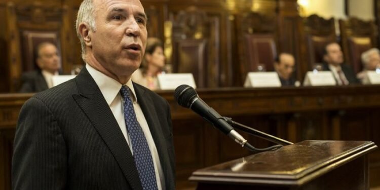 Lorenzetti disertará en el Concejo Municipal de Rafaela sobre el nuevo enemigo: el colapso ambiental