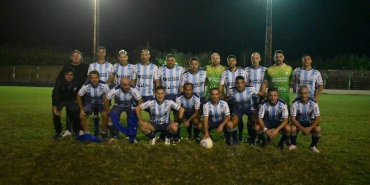 El senior de Atlético se prepara para enfrentar a Bella Italia