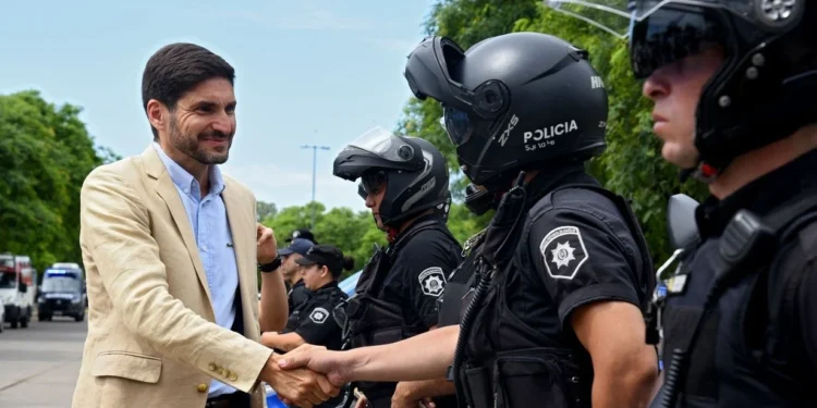 Firme respaldo ciudadano a Pullaro y las acciones de seguridad que lleva adelante en Rosario