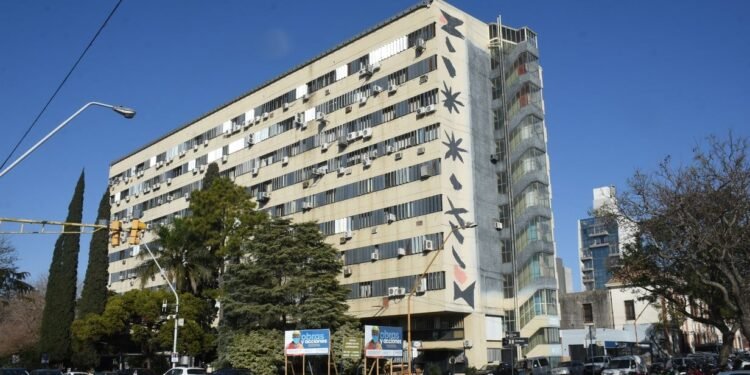 Los gremios resuelven si aceptan la propuesta salarial del gobierno de Santa Fe