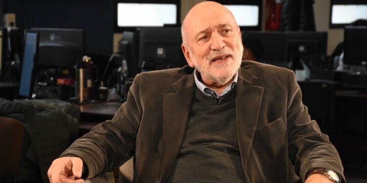 «El radicalismo tiene que afirmarse en su rol de partido opositor»