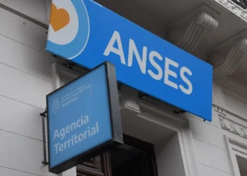 Quieren dar de baja 3000 pensiones de beneficiarios que no viven en el país