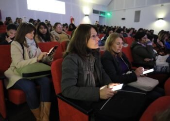Más de 1500 jóvenes participaron de la Capacitación de Ojos en Alerta en el Instituto del Profesorado