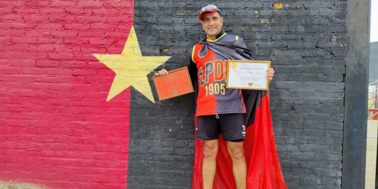 De Coronda a Santa Fe Recorrió 50 kilómetros en homenaje al aniversario de Colón