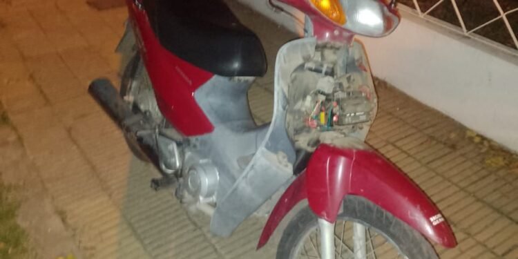 Guardia Urbana recuperó una moto robada