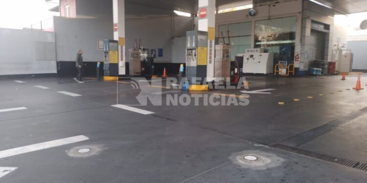 Una estación de servicio cortó el suministro de GNC en la ciudad y se esperaba que las restantes sigan el mismo camino