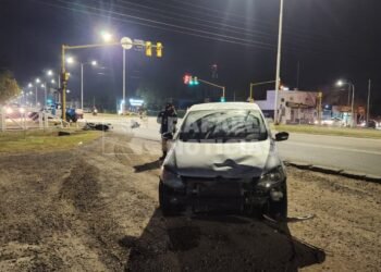 Motociclista lesionado en un accidente en zona de semáforos
