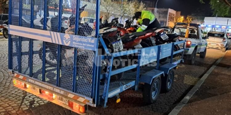 Fuerte presencia de controles municipales en las calles: muchas motos retenidas
