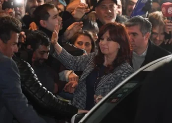 Intento de asesinato «Más claro, echale agua»: Cristina Kirchner se expresó en el inicio del juicio contra quienes intentaron matarla