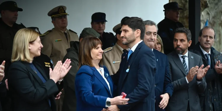 El gobernador y Bullrich hicieron un balance sobre el tema seguridad Pullaro: «Si seguimos trabajando de manera ardua y articulada, vamos a bajar los niveles de violencia»