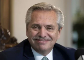 Levantaron la inhibición general de bienes del ex presidente Alberto Fernández