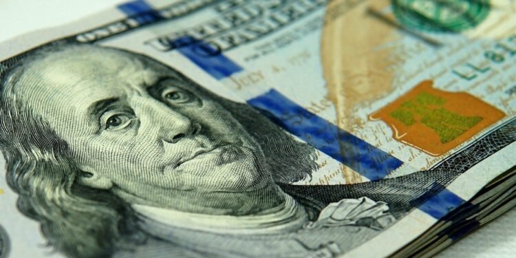 A cuánto opera el dólar este viernes 14 de junio: la información, minuto a minuto