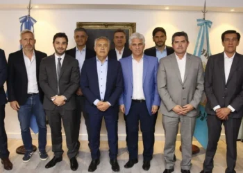 Gobernadores de Juntos por el Cambio terminan de definir el apoyo a la ley de Bases