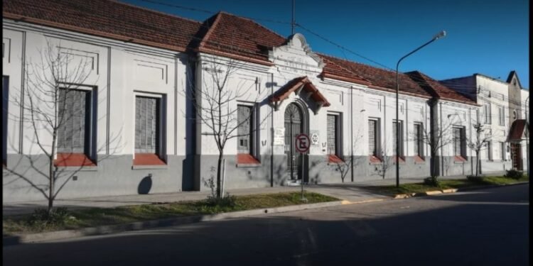 Escuela Técnica Guillermo Lehmann: instalarán cámaras vinculadas al CEMU para mejorar la prevención