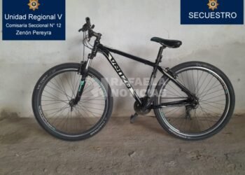 Robó una bicicleta, pero fue detenido gracias a unas personas que lo siguieron