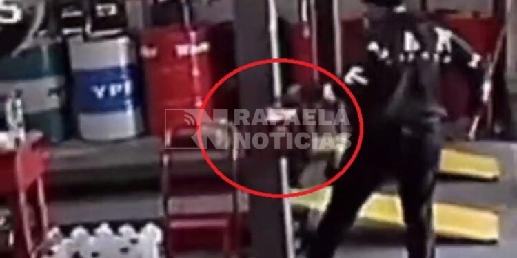 Una buena: recuperaron un cargador de baterías robado en pleno centro