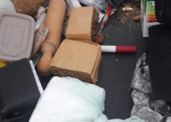 Un agente penitenciario fue detenido en Coronda cuando intentaba ingresar cocaína y marihuana