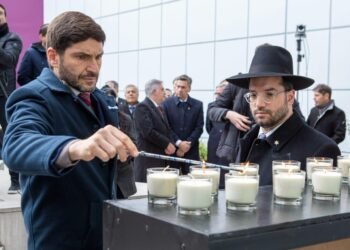 Pullaro en la AMIA: “Santa Fe refuerza su compromiso por la memoria y la justicia”