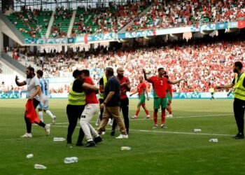 FIFA abrió una investigación tras los incidentes en Argentina-Marruecos en los Juegos Olímpicos de París 2024