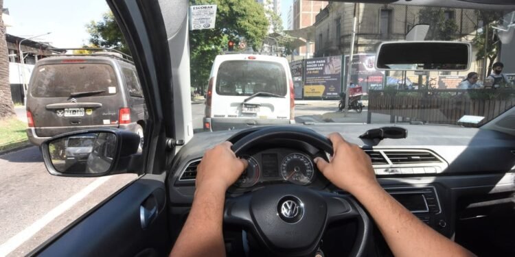 Proponen eliminar el vencimiento de la licencia de conducir y no pagar la renovación