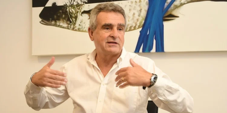 Rossi: «No aconsejo invertir con este Estado gobernado por Milei»