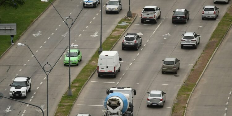 Nafta y gasoil A cuánto quedaron los precios del combustible tras el aumento en la ciudad de Santa Fe