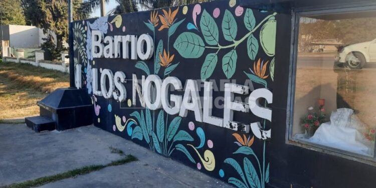 Advierten que las principales calles de barrio Los Nogales necesitan ser repavimentadas