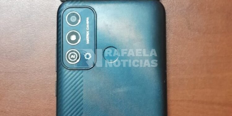 En otras requisas, la PDI logró dar con dos celulares robados en la vía pública